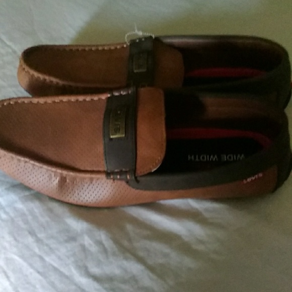 Levi's Shoes - Picture 2 of 4